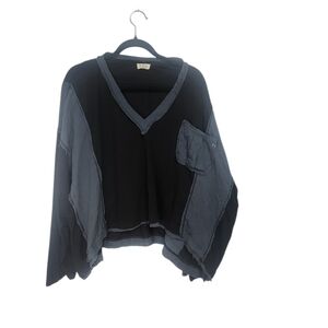 POL‎ Black and Gray Crop Top
